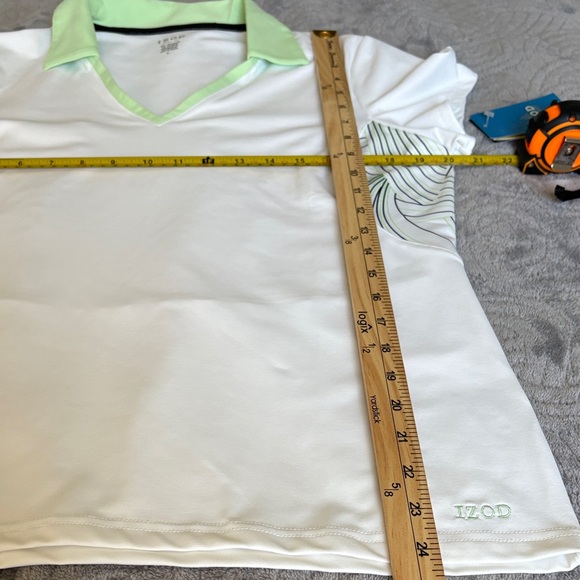 NWT Izod Golf Women's Short Sleeve V Neck Shirt with Cool FX; Sz: L - Picture 10 of 13
